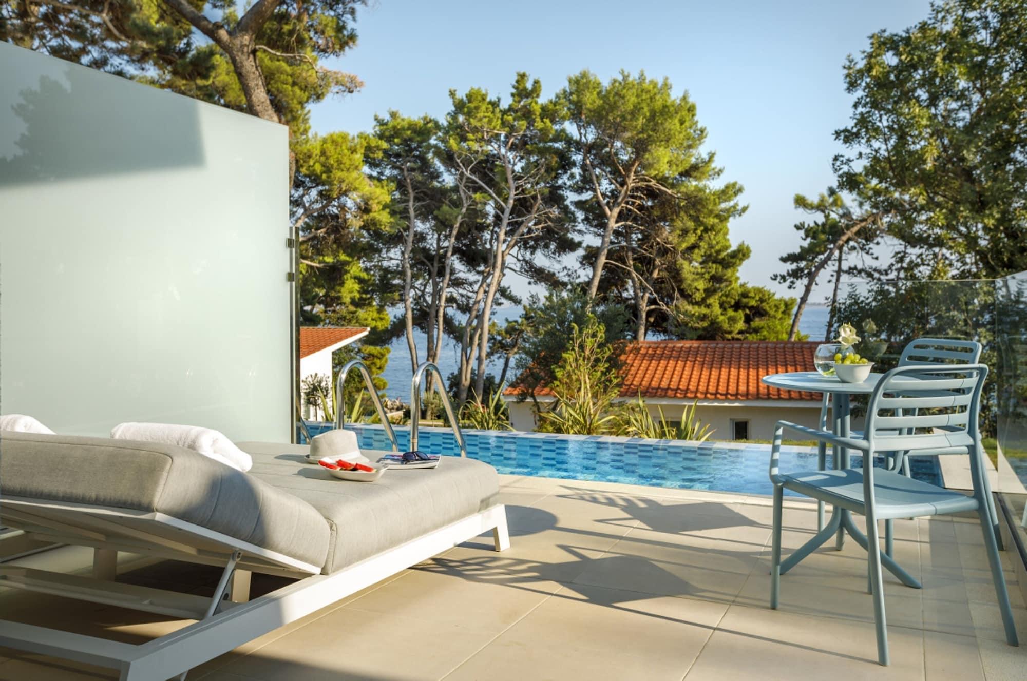 Valamar Carolina Hotel & Villas Kampor Extérieur photo