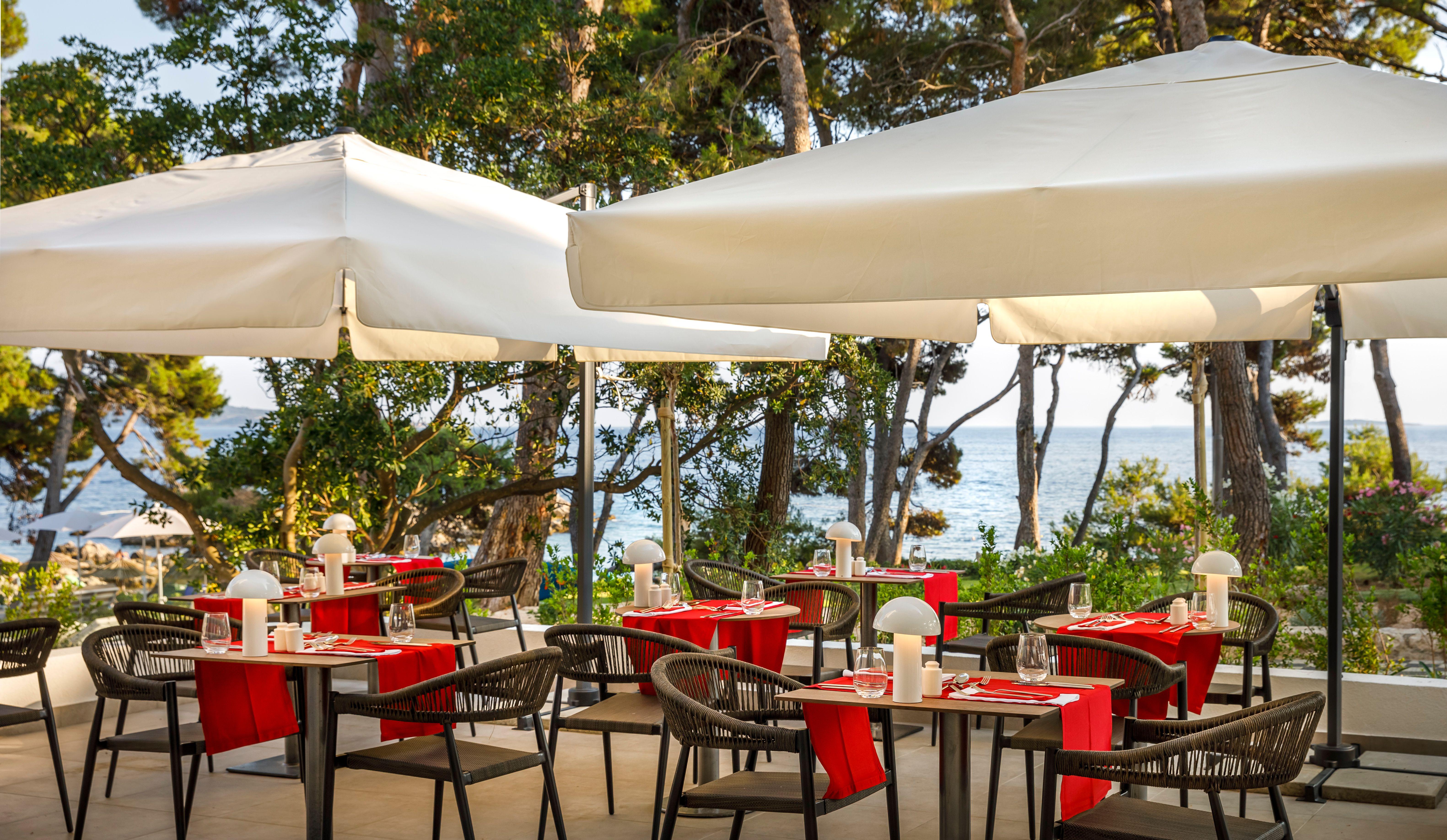 Valamar Carolina Hotel & Villas Kampor Extérieur photo