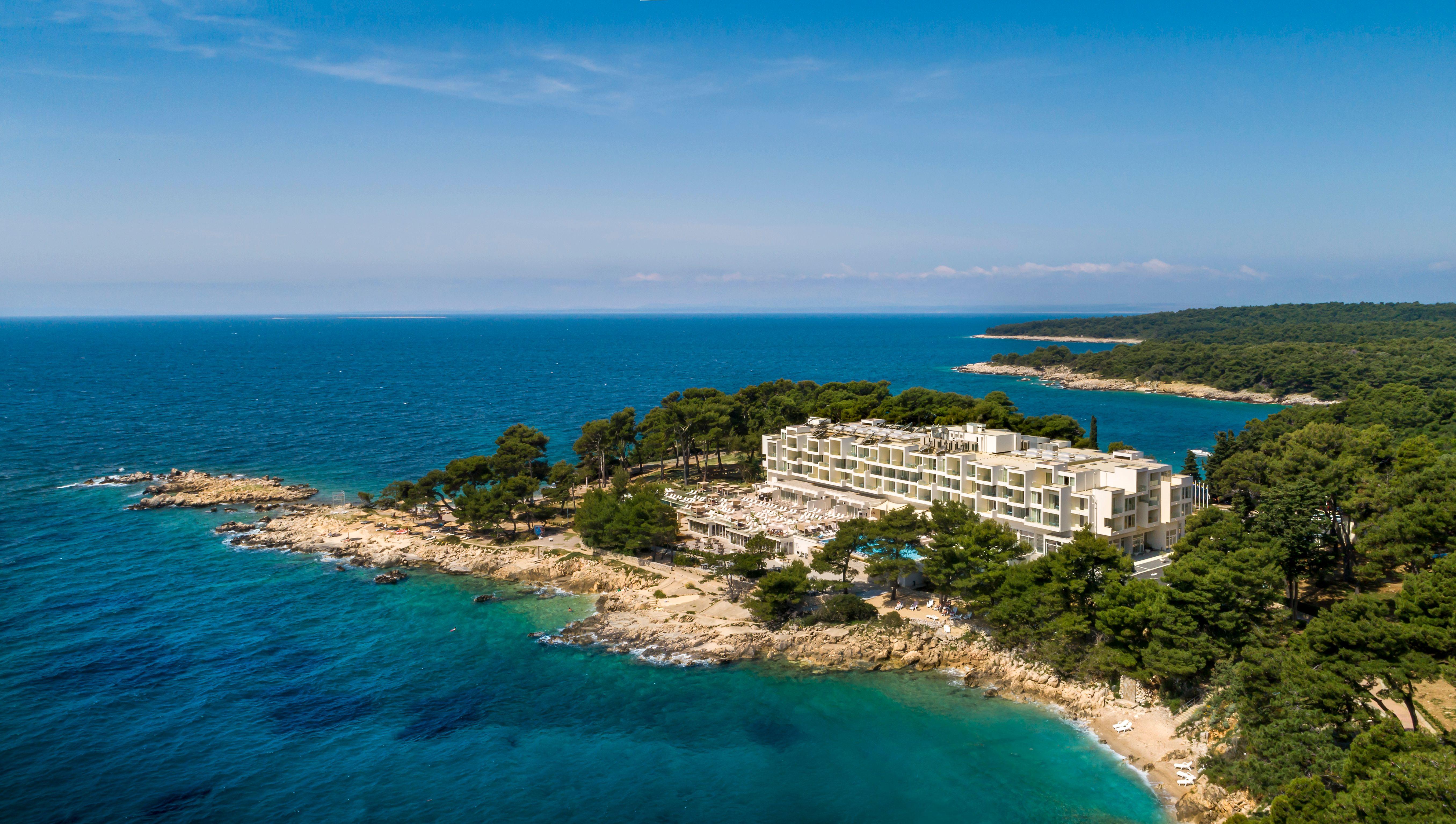 Valamar Carolina Hotel & Villas Kampor Extérieur photo