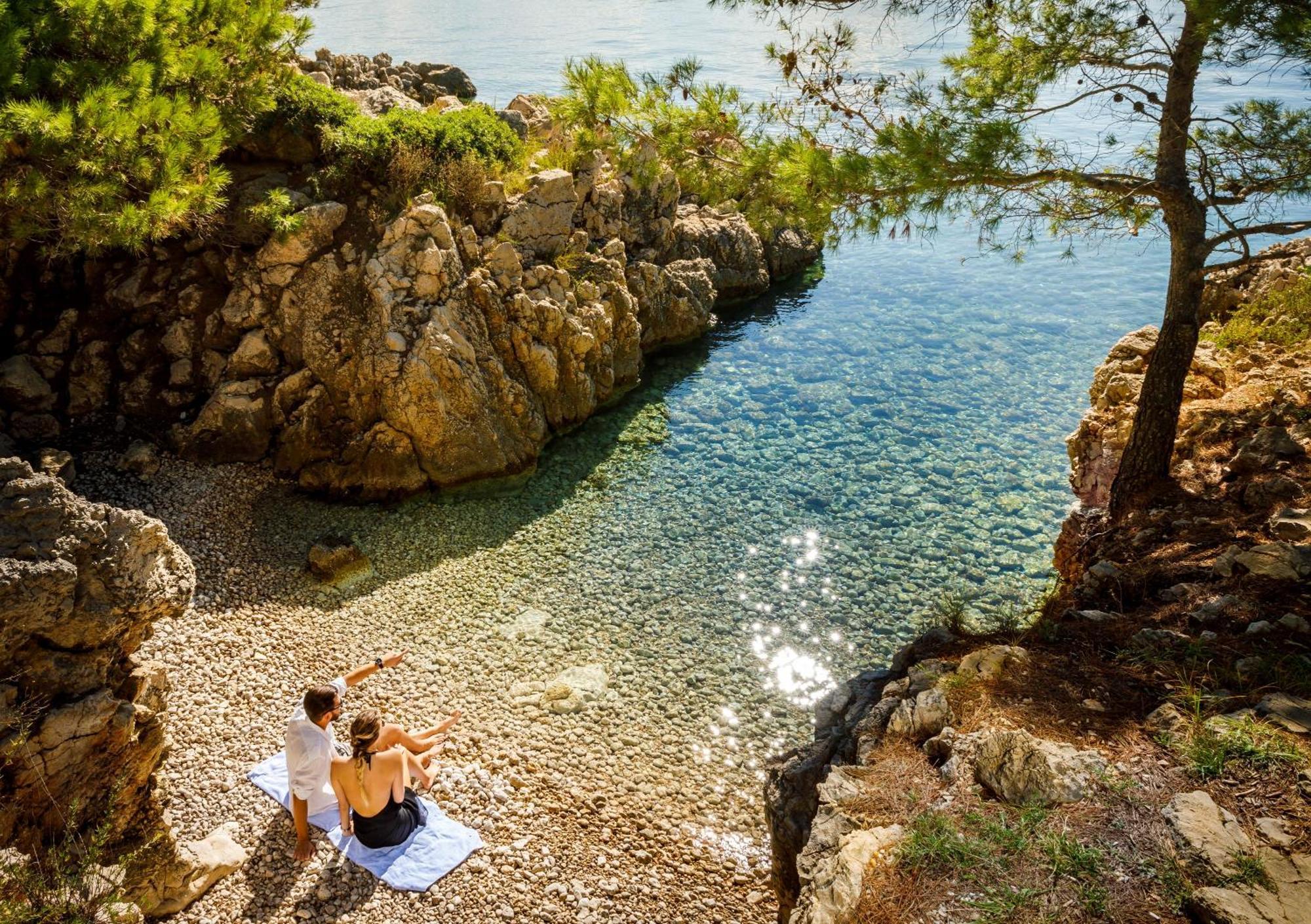 Valamar Carolina Hotel & Villas Kampor Extérieur photo