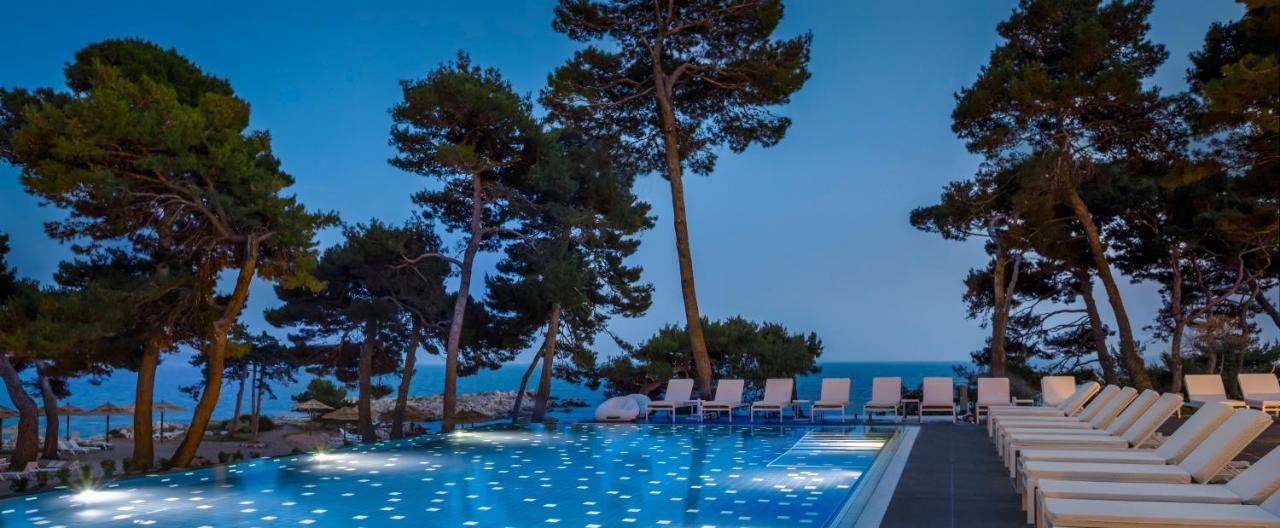 Valamar Carolina Hotel & Villas Kampor Extérieur photo